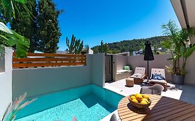 Afesou Suites